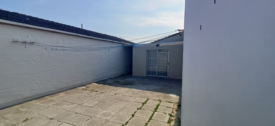 3 Bedroom Property for Sale in Portlands Western Cape